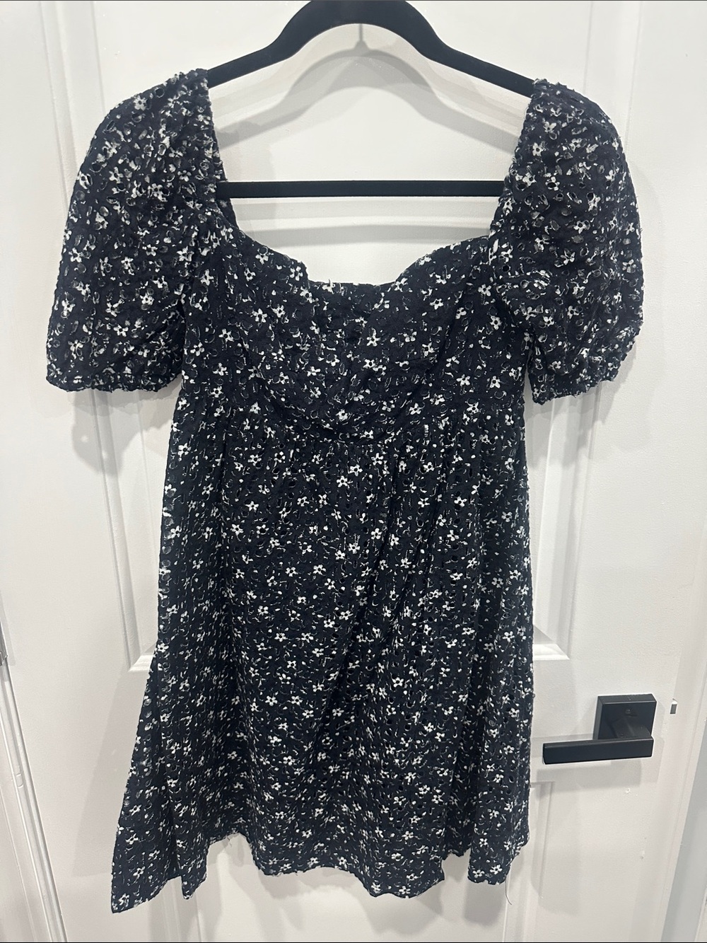 Maeve Navy Blue Floral Puff-Sleeve Mini Dress